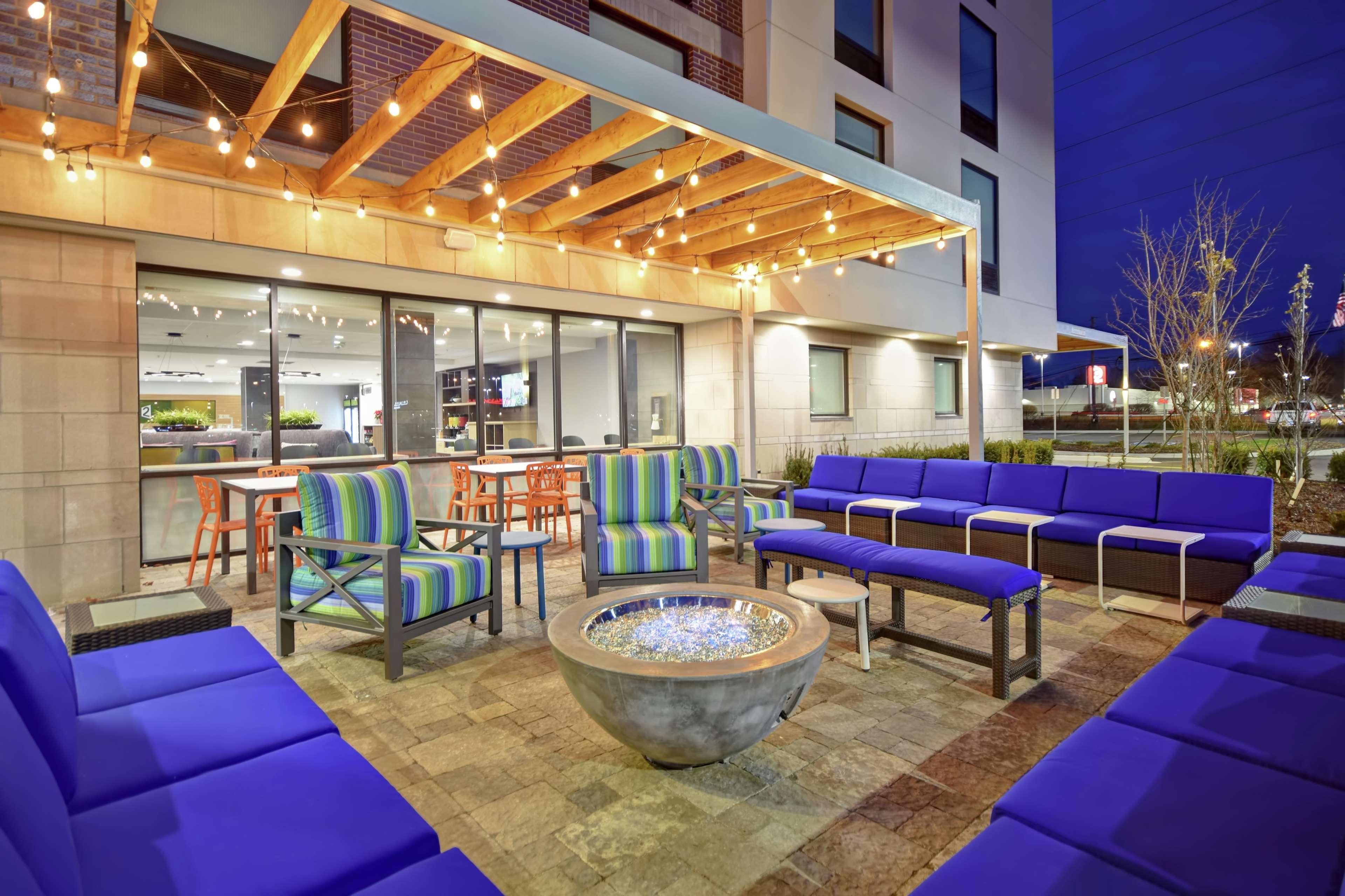 Home2 Suites By Hilton Taylor Detroit Exterior photo